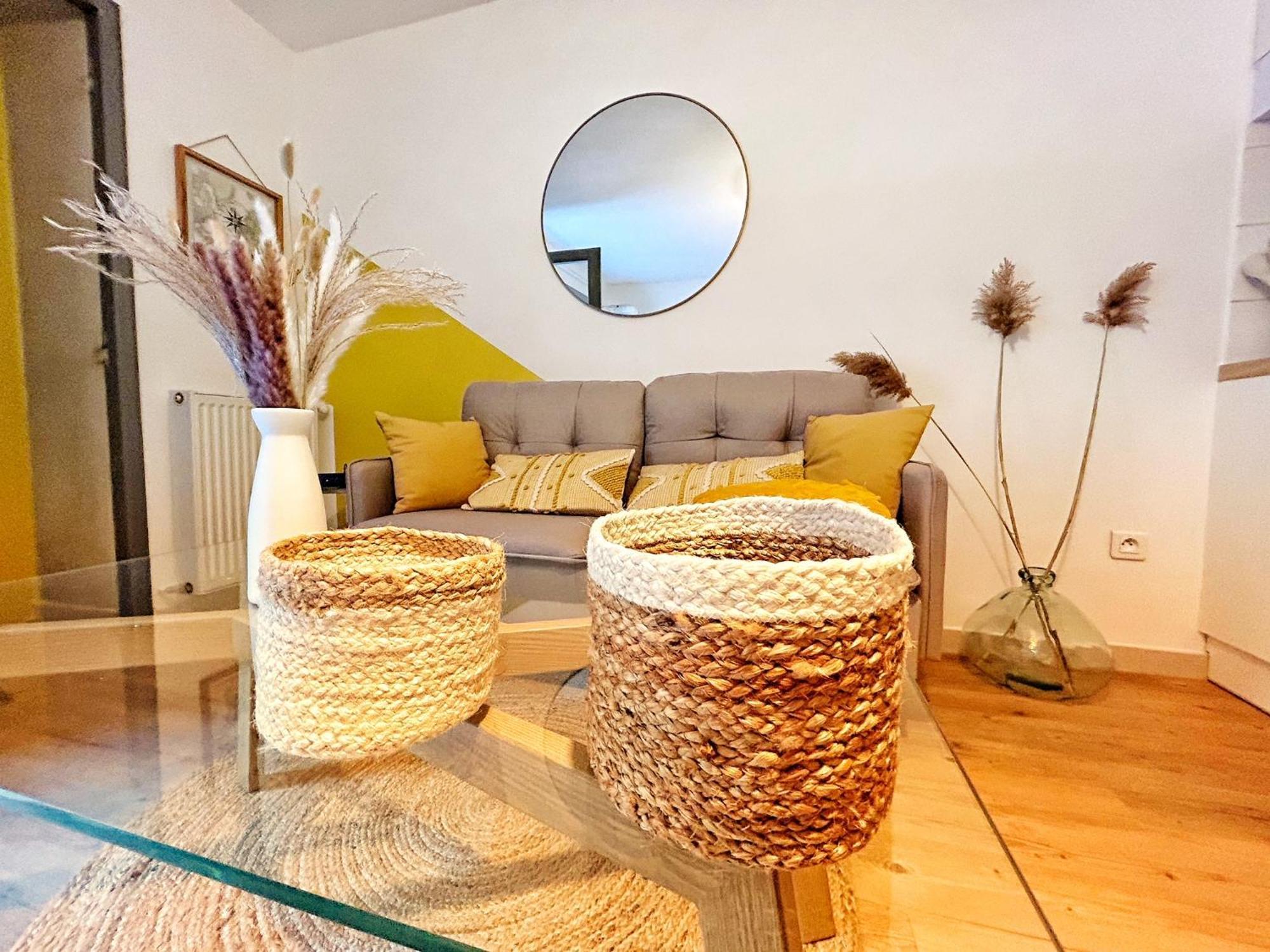 Cosy Ocre Apartment อาร์ลส์ ภายนอก รูปภาพ