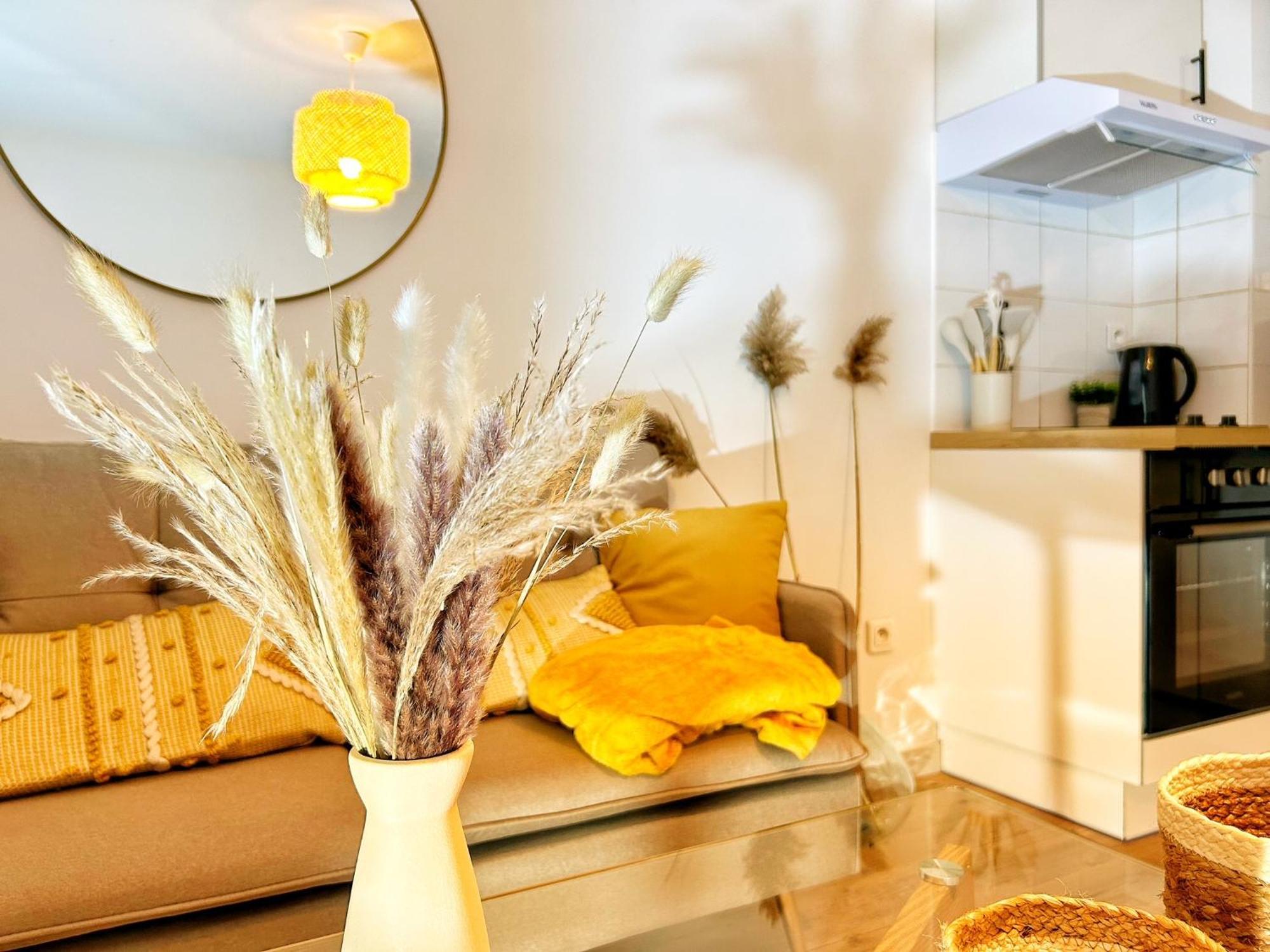 Cosy Ocre Apartment อาร์ลส์ ภายนอก รูปภาพ